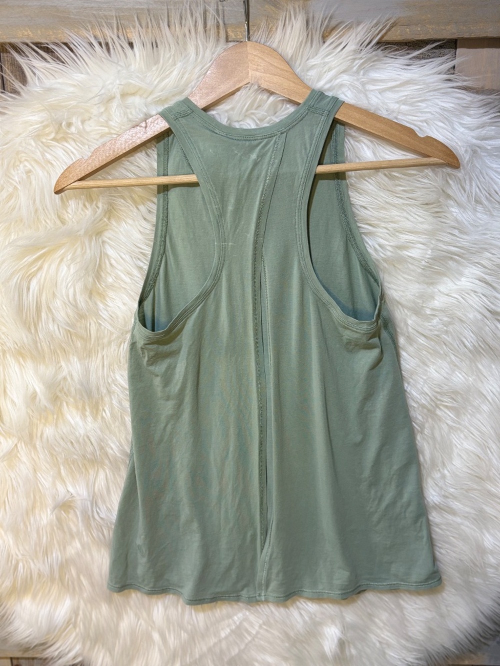 Like New [Lululemon] Open Back Sleeveless Teal Green <All Tied Up> Tank Top | 8 - Picture 4 of 16